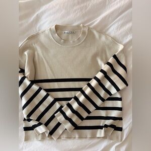 Abercrombie striped sweater (cream/black)